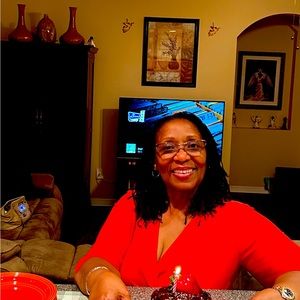 Meet your Posher, Carol